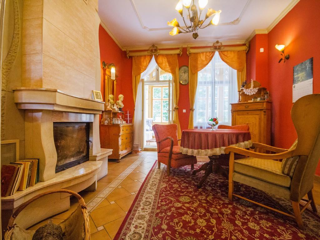 Bed and Breakfast Willa Jagniatkow Экстерьер фото