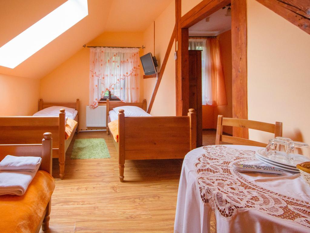 Bed and Breakfast Willa Jagniatkow Экстерьер фото